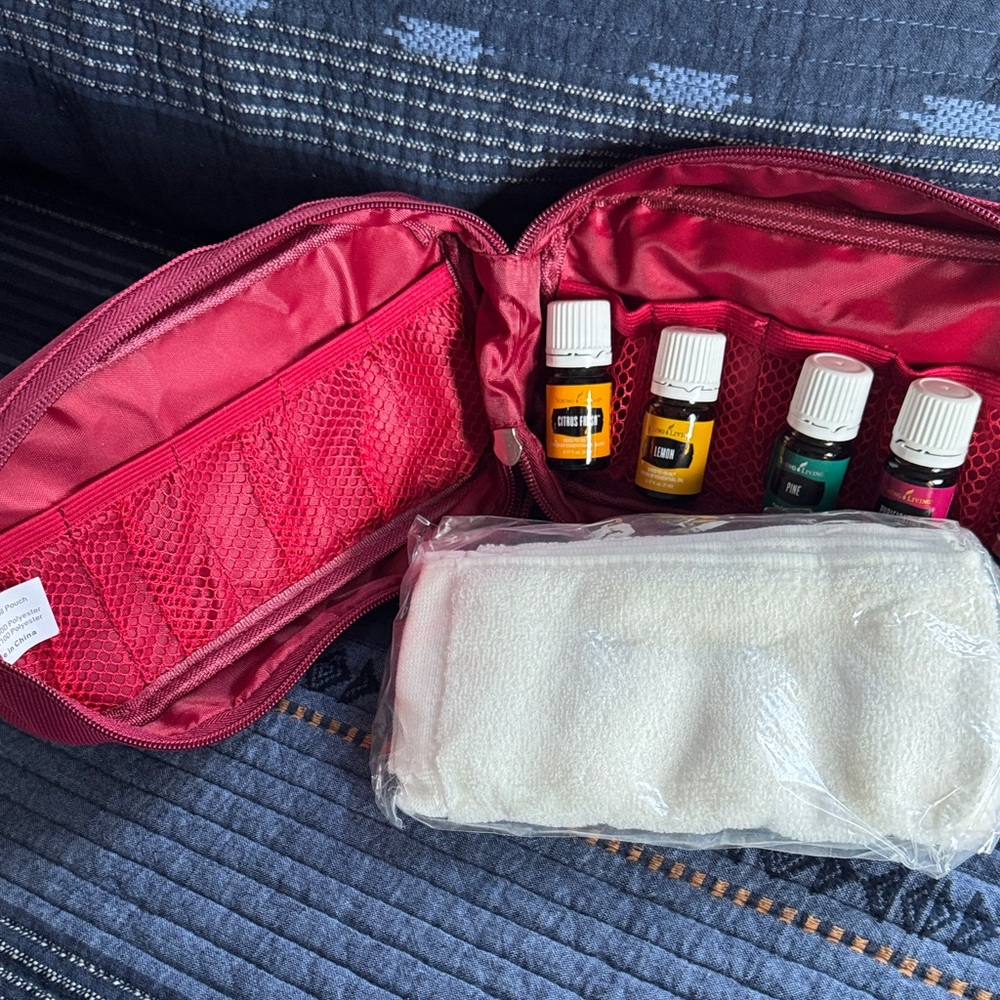 Young Living Theives  Cleaning Oil Collection With Organizer Pouch